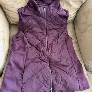 Athleta Running Vest Burgundy